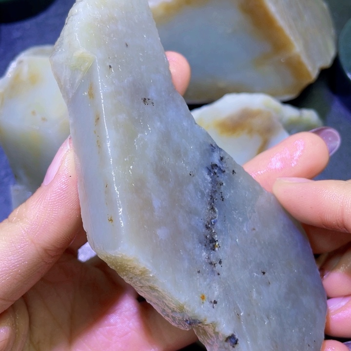 和田玉（糖玉）未镶嵌珠宝半成品