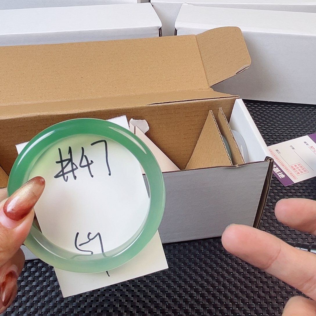 玛瑙/玉髓手镯未镶嵌47