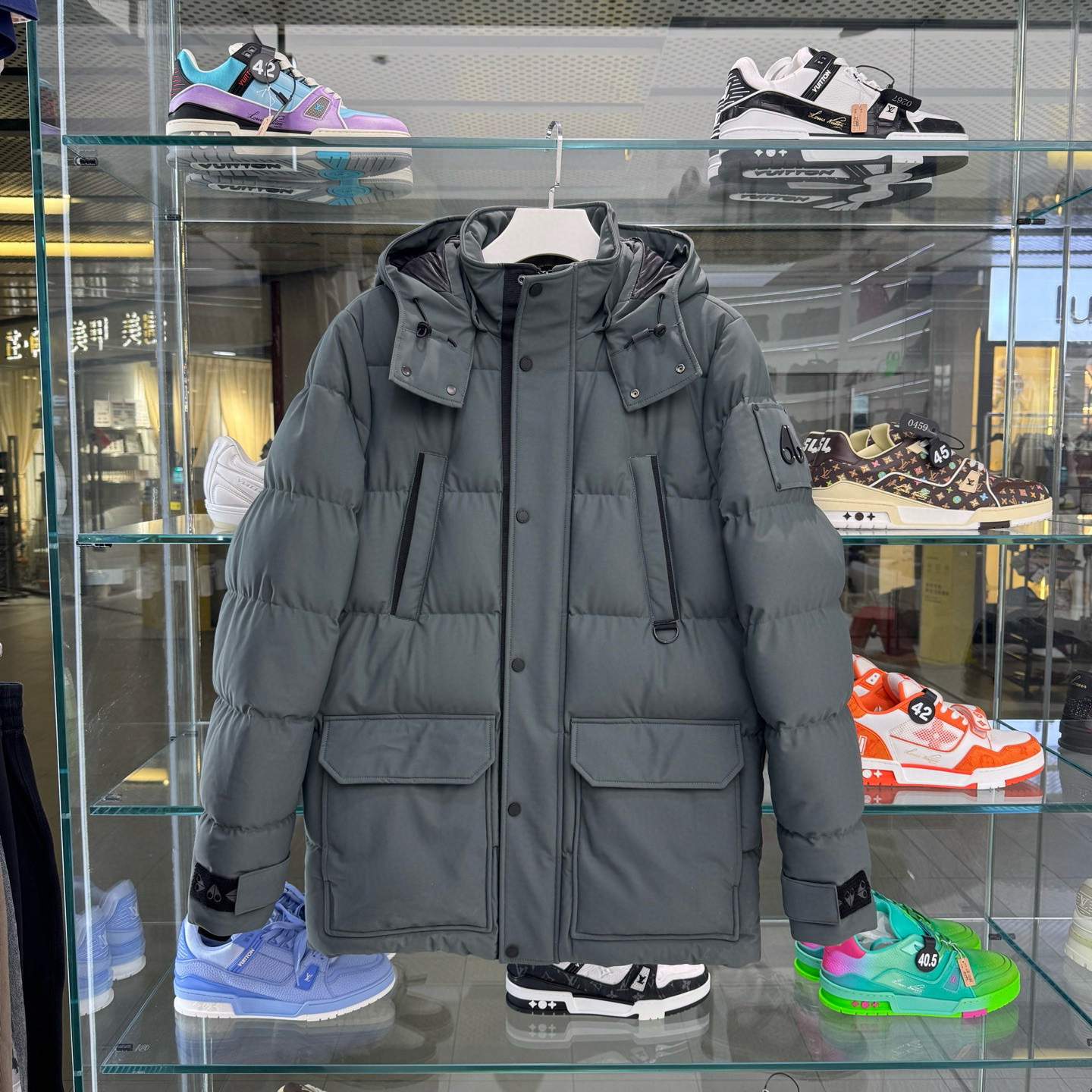 99新 MOOSE KNUCKLES/慕斯纳可兹 M码 小剪刀 FW21 羽绒服 蓝灰色