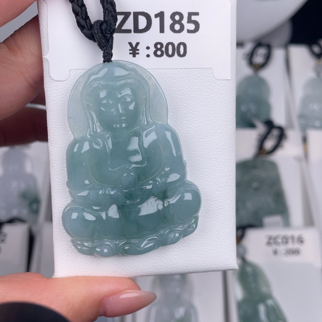 翡翠未镶嵌颈饰zd185