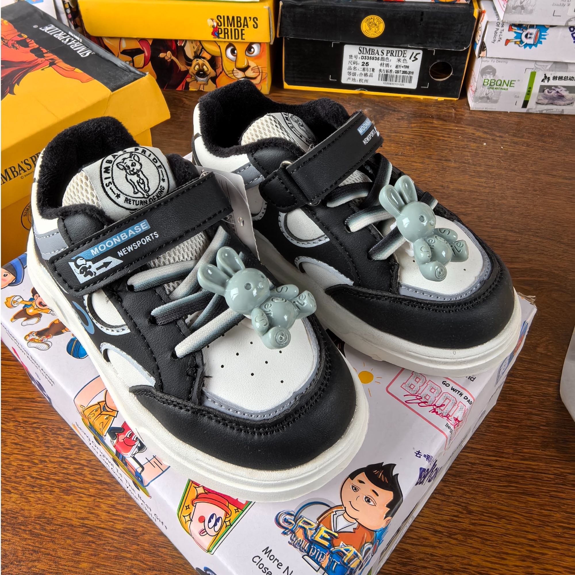 D2335937总动员皮面板鞋运动鞋棉男童女童魔术贴