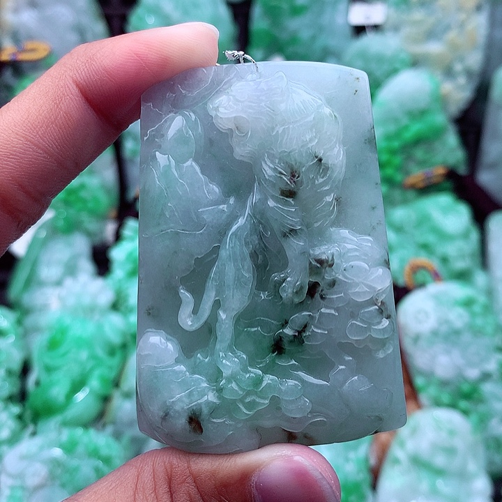 翡翠吊坠(不含链)未镶嵌