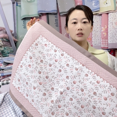 棉特价咖色果实累累