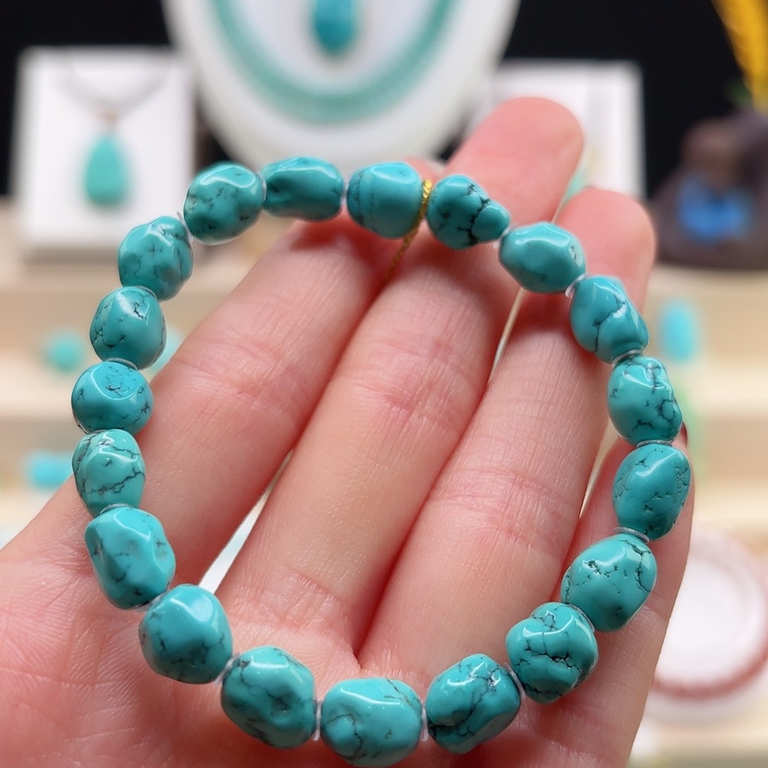 绿松石配饰未镶嵌