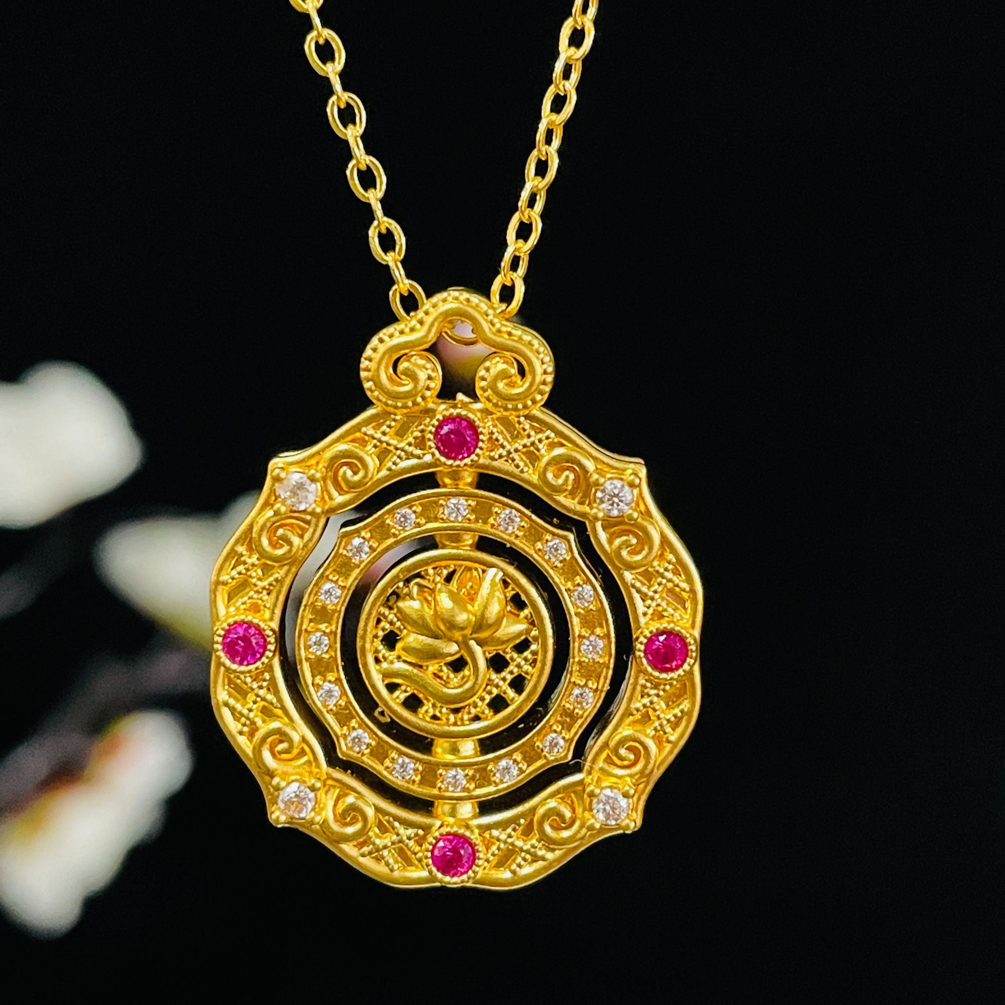 足金999 和和美美荷花罗盘吊坠（不含链） DZ128