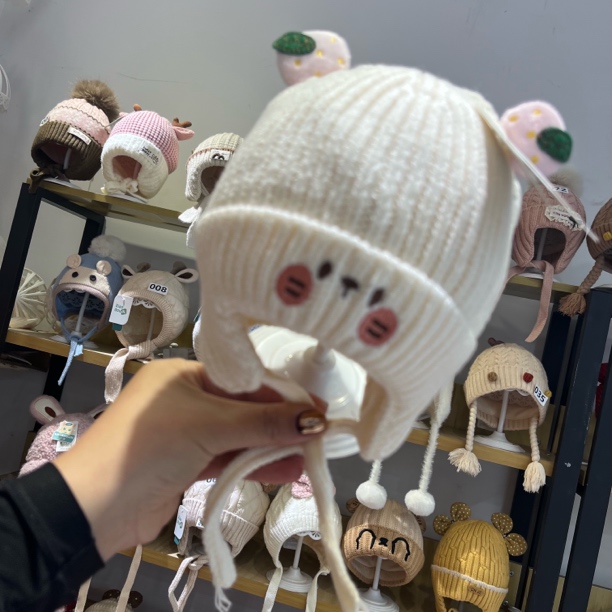 小月龄超萌婴幼儿针织护耳帽秋冬新款男女宝宝保暖毛线帽可爱加厚