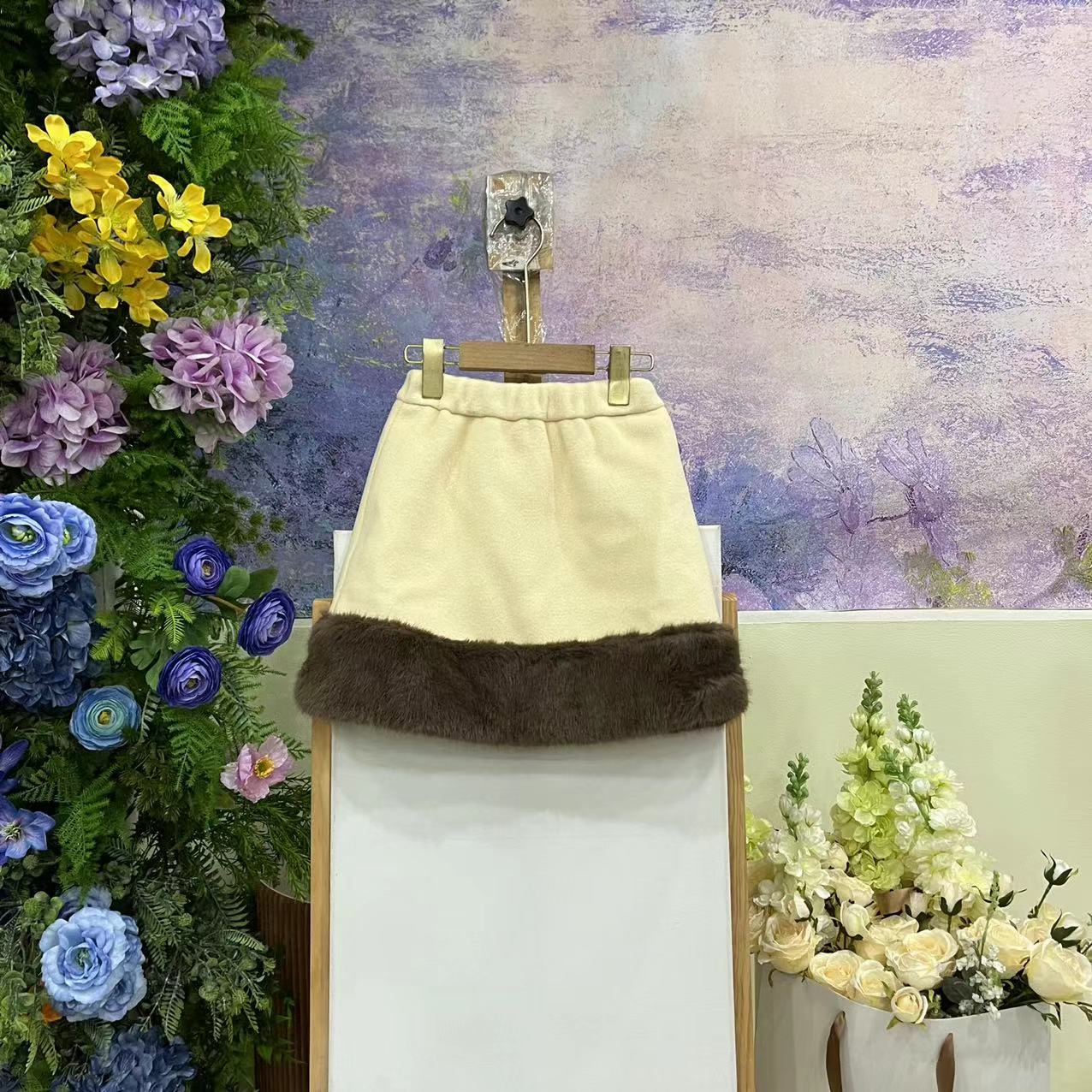 217G米黄裙子2366