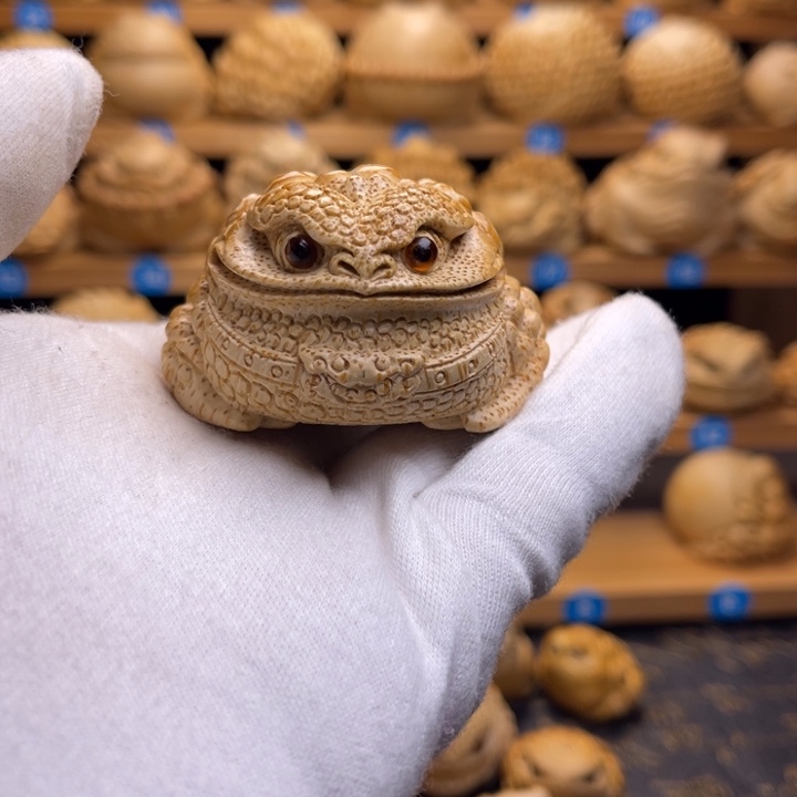 l***e竹根雕 纯手工制作的