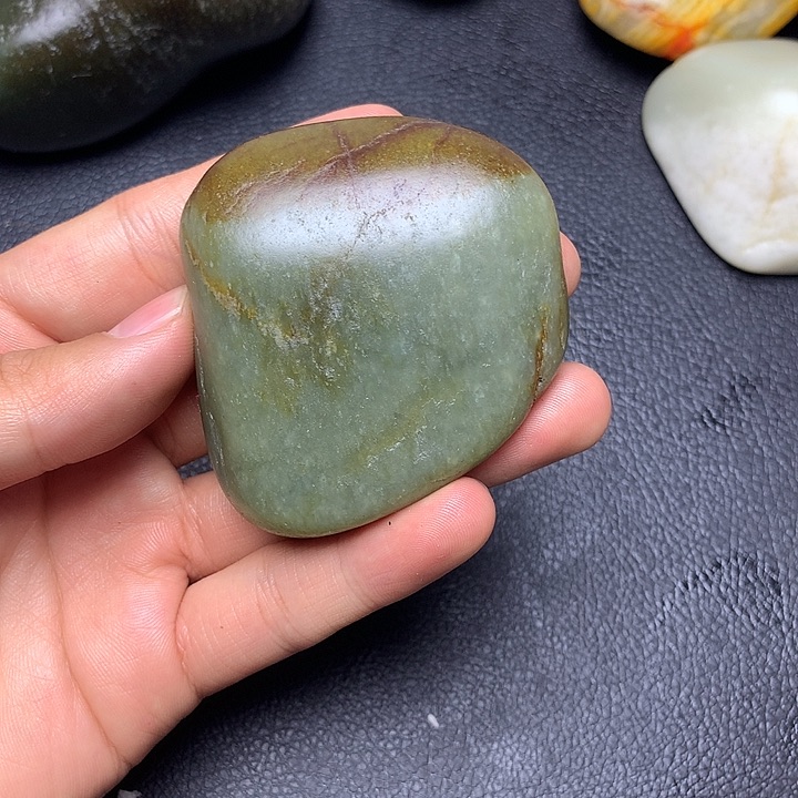 和田玉未镶嵌摆件