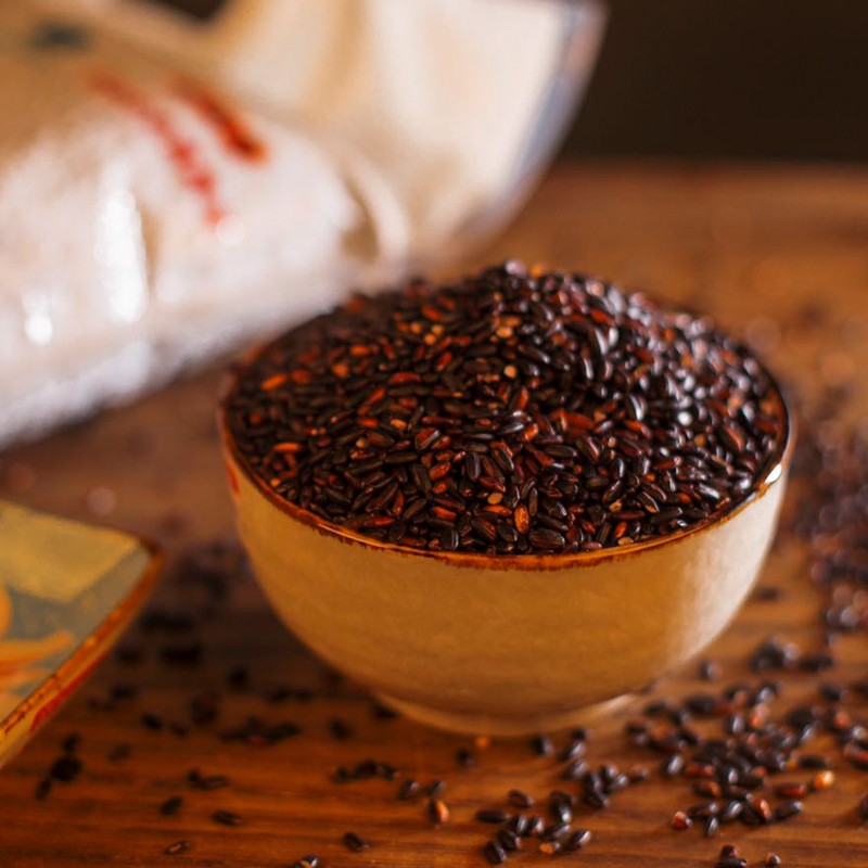 新疆有机血米察布查尔黑米真空砖察农大米礼盒产地直发营养煮粥