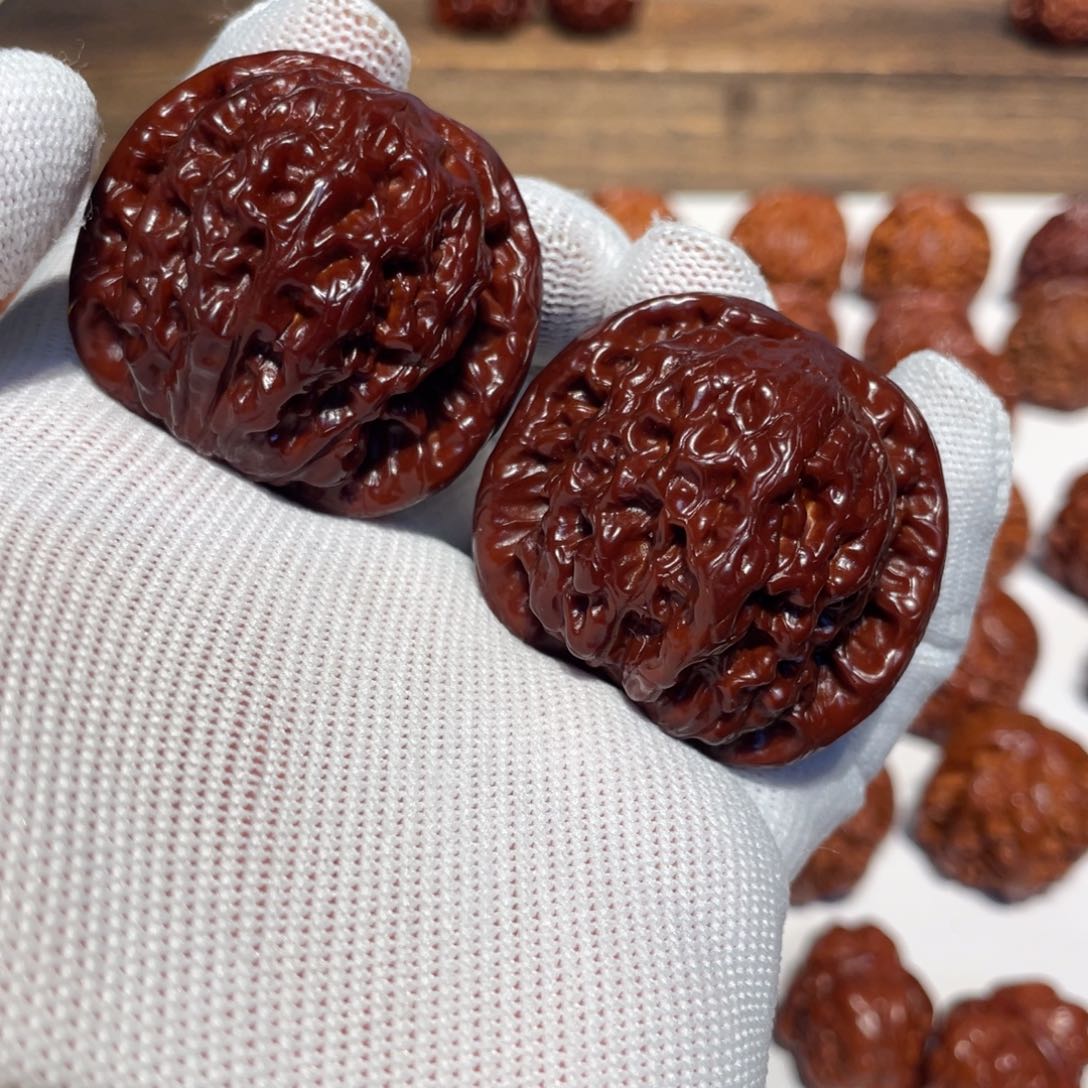 猴头核桃吊坠范*畅金公子11.43.999