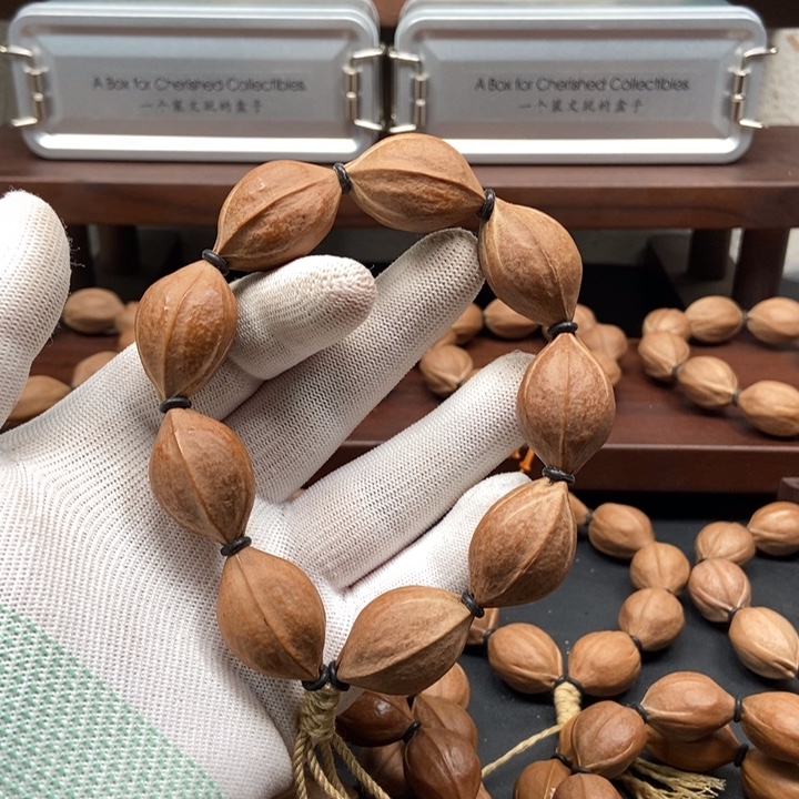 ㅤ***ㅤ手串橄榄核2031三花