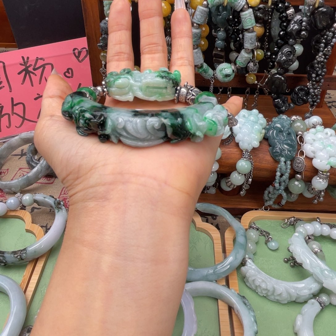 小***龙未镶嵌手链翡翠翡翠手镯