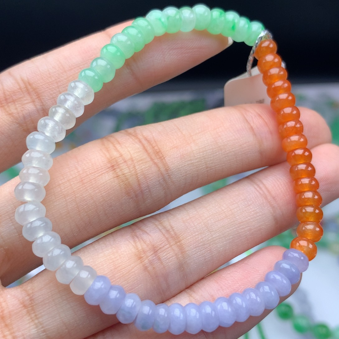 翡翠手链未镶嵌卡