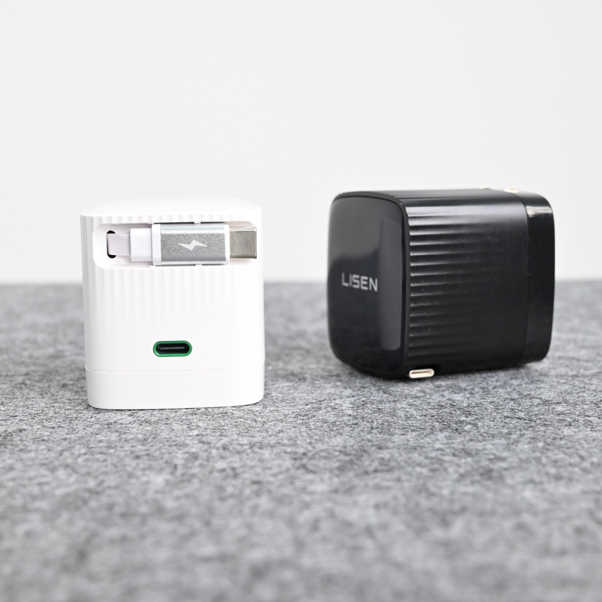 大牌45W伸缩线双口充电器氮化镓低温充电头自带伸缩线 氮化镓芯片