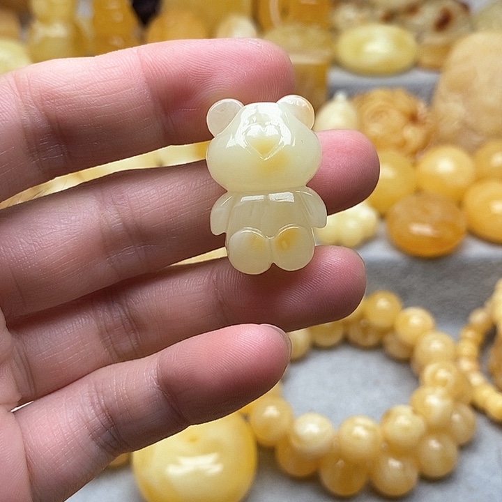 未镶嵌颈饰琥珀琥珀蜜蜡吊坠