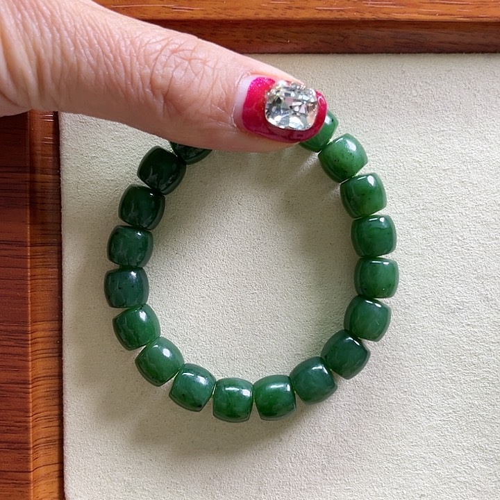 和田玉（碧玉）手链未镶嵌