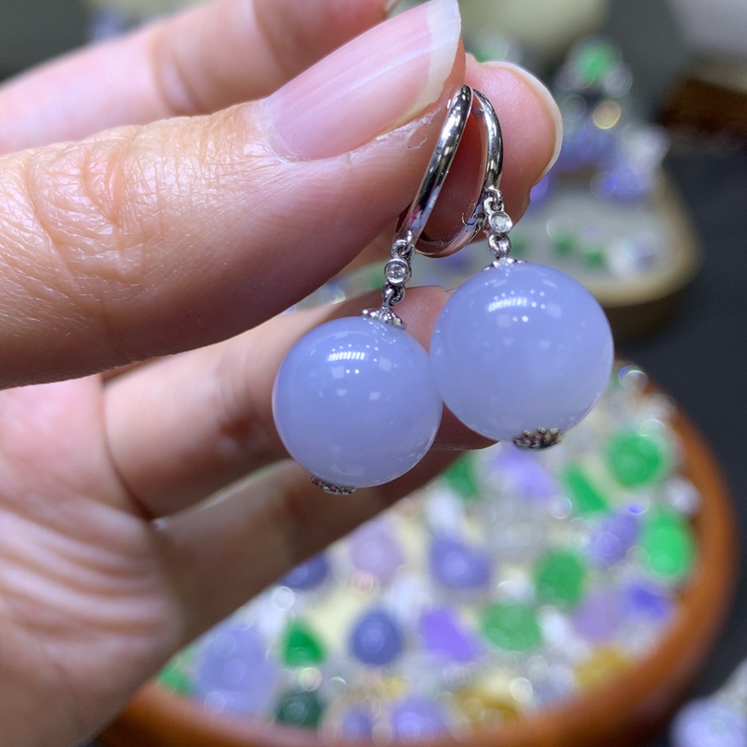 【闪购商品】翡翠颈饰18K金镶嵌翡翠吊坠项链