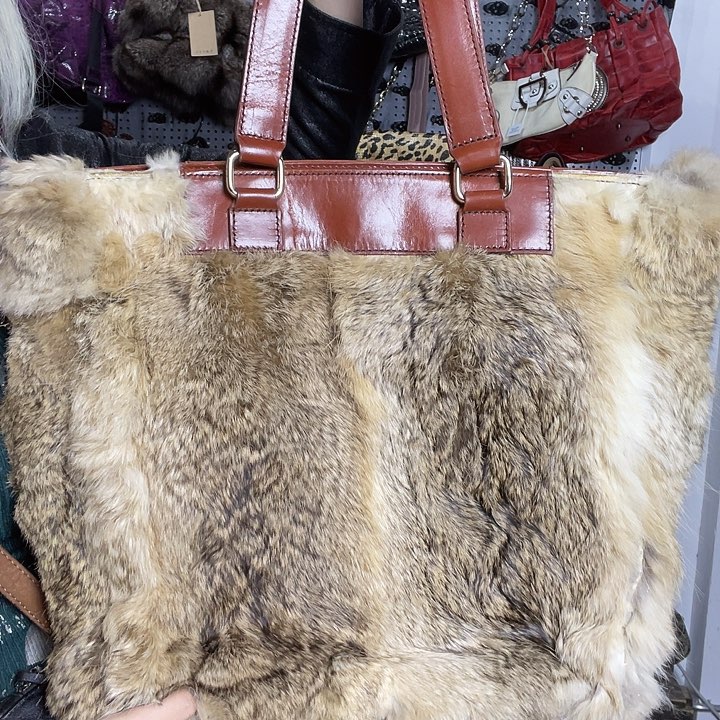 蚕丝包包包包包包包包包包毛毛