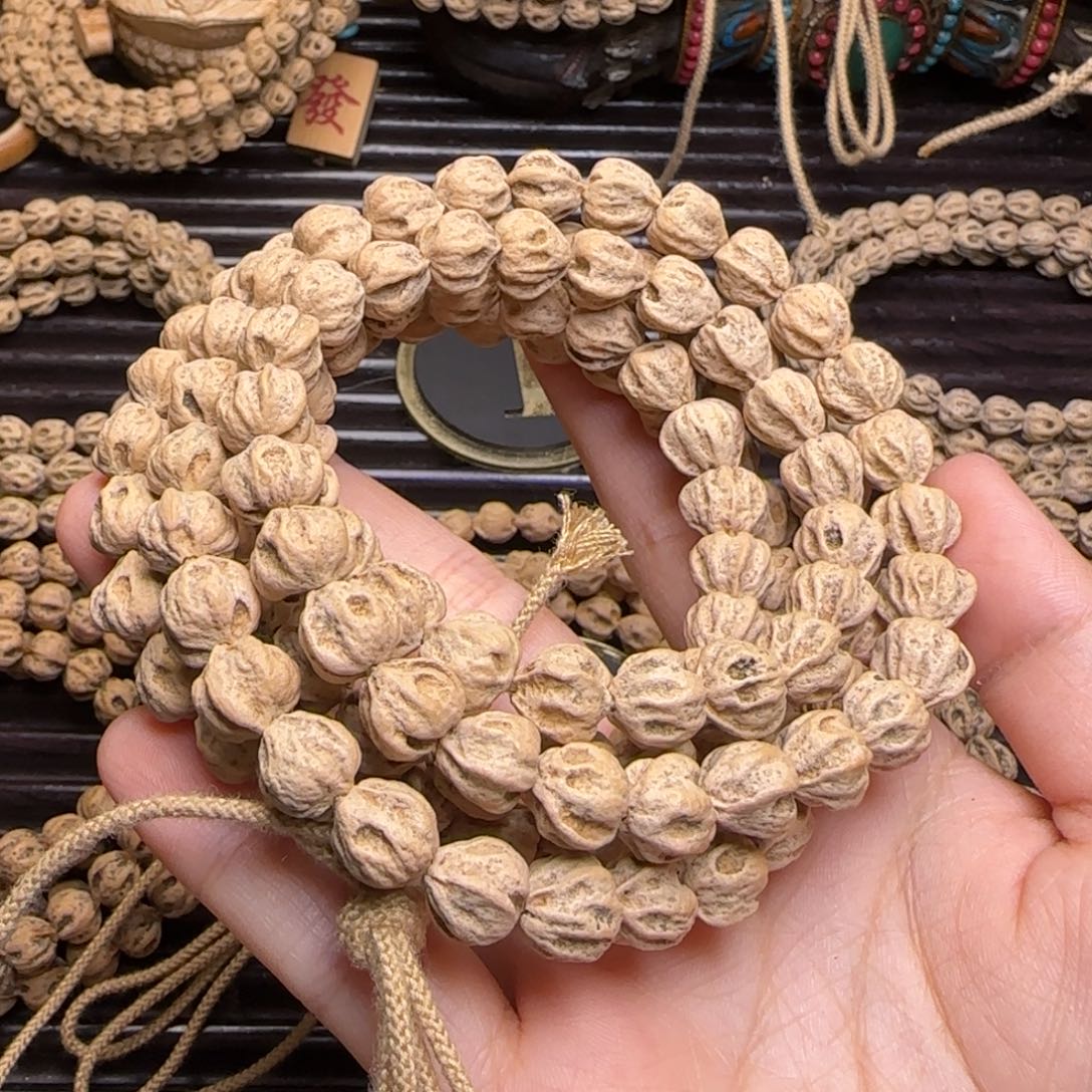 柏香籽/百香籽吊坠冀***鲁