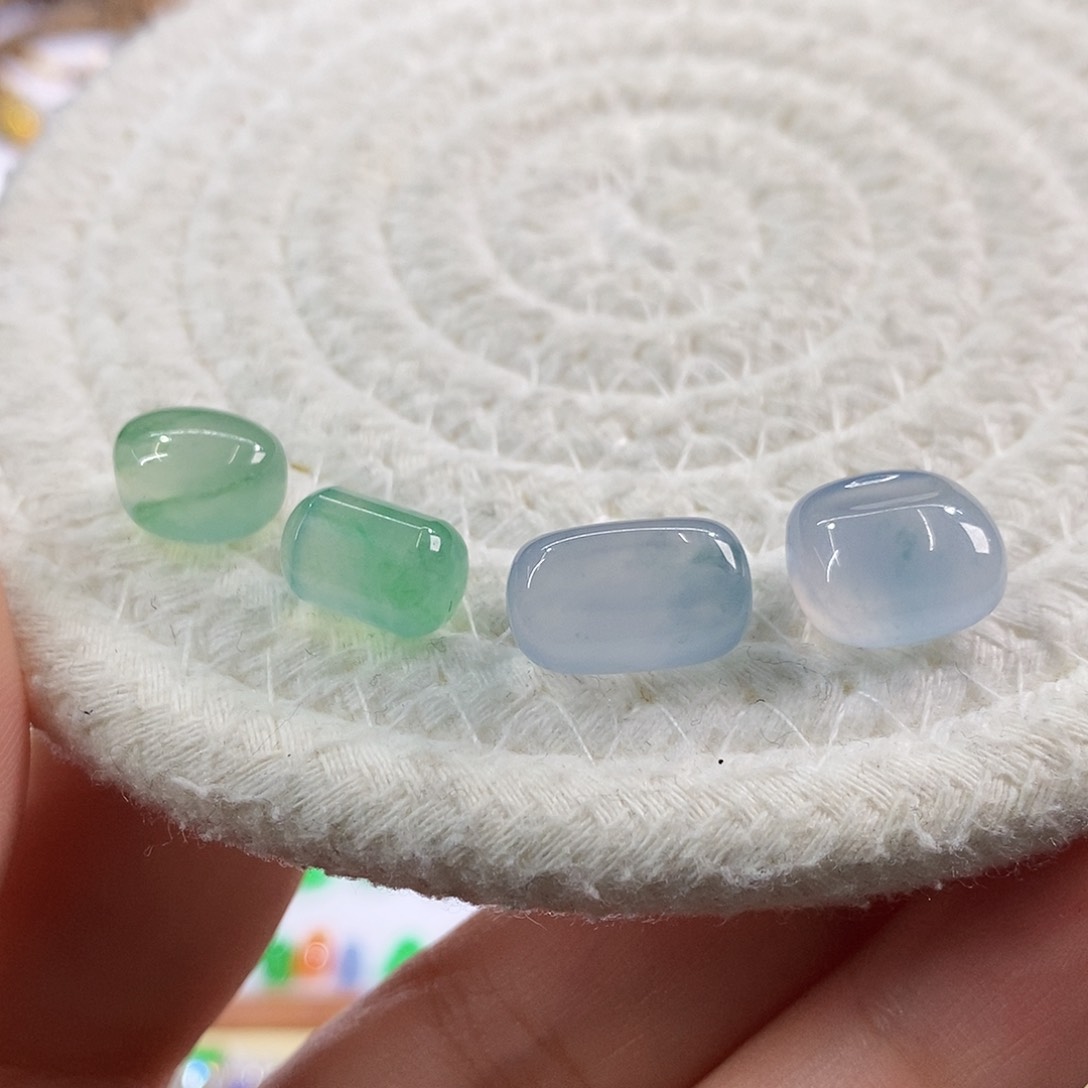 散珠翡翠胶块每颗不同价