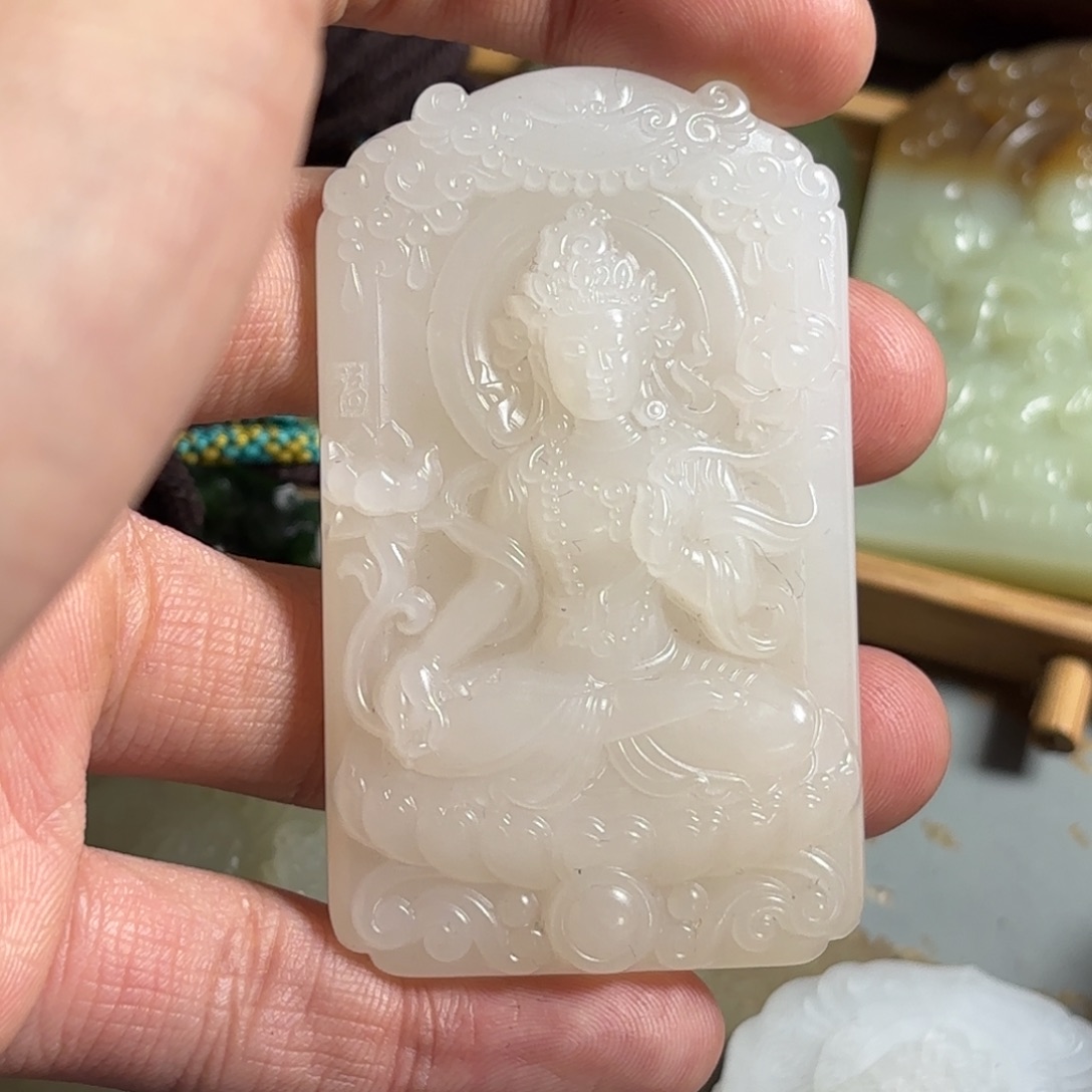 q***r和田玉未镶嵌把件