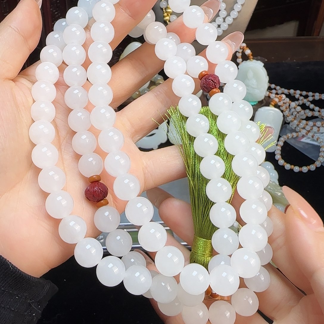 和田玉未镶嵌颈饰定制发货