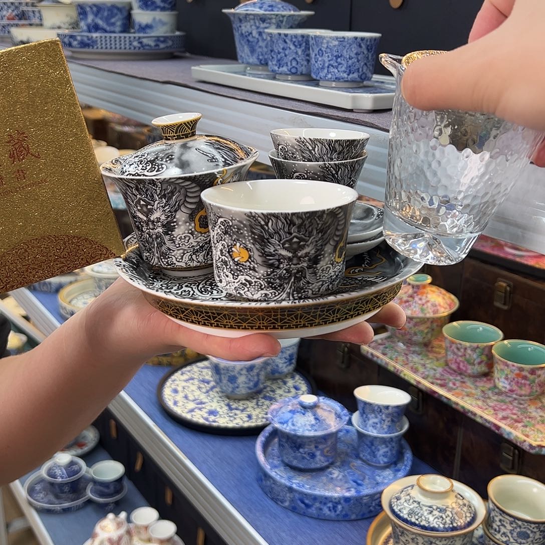 我们的目标是成为一个优秀的人