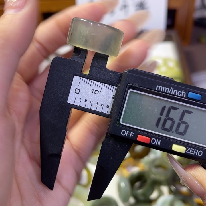 蛇纹石玉未镶嵌戒指175