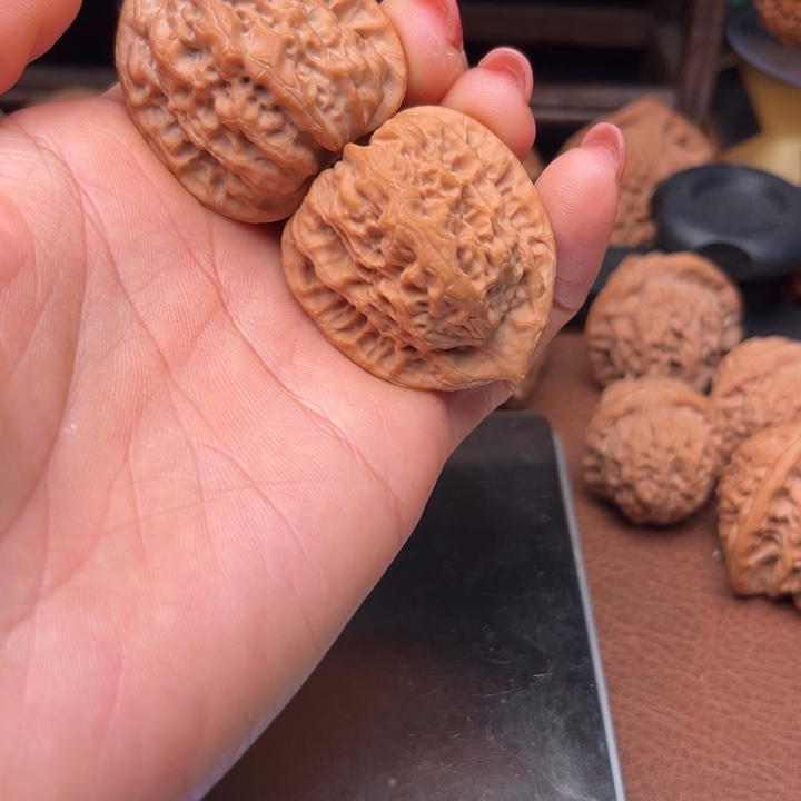 ****薇吊坠文玩核桃佛肚