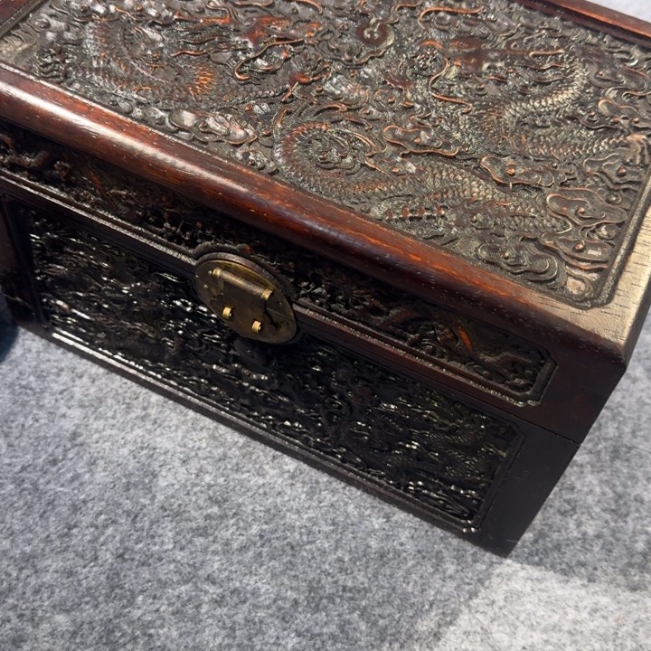 贡木箱的的的的的