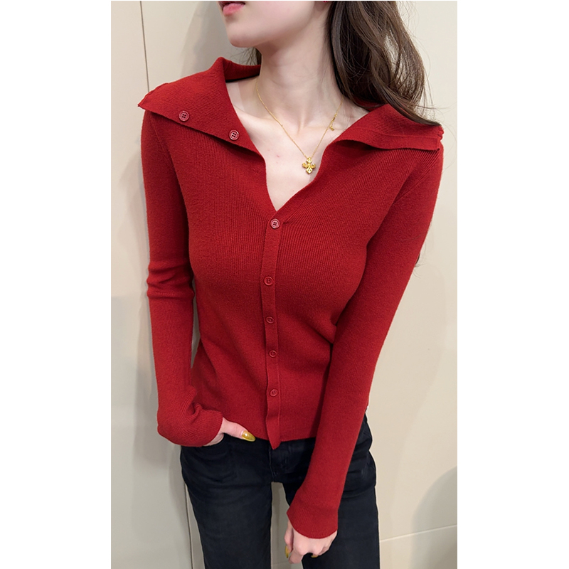 节日高级感红色披肩领修身显瘦内搭毛衣女秋冬长袖气质打底针织衫