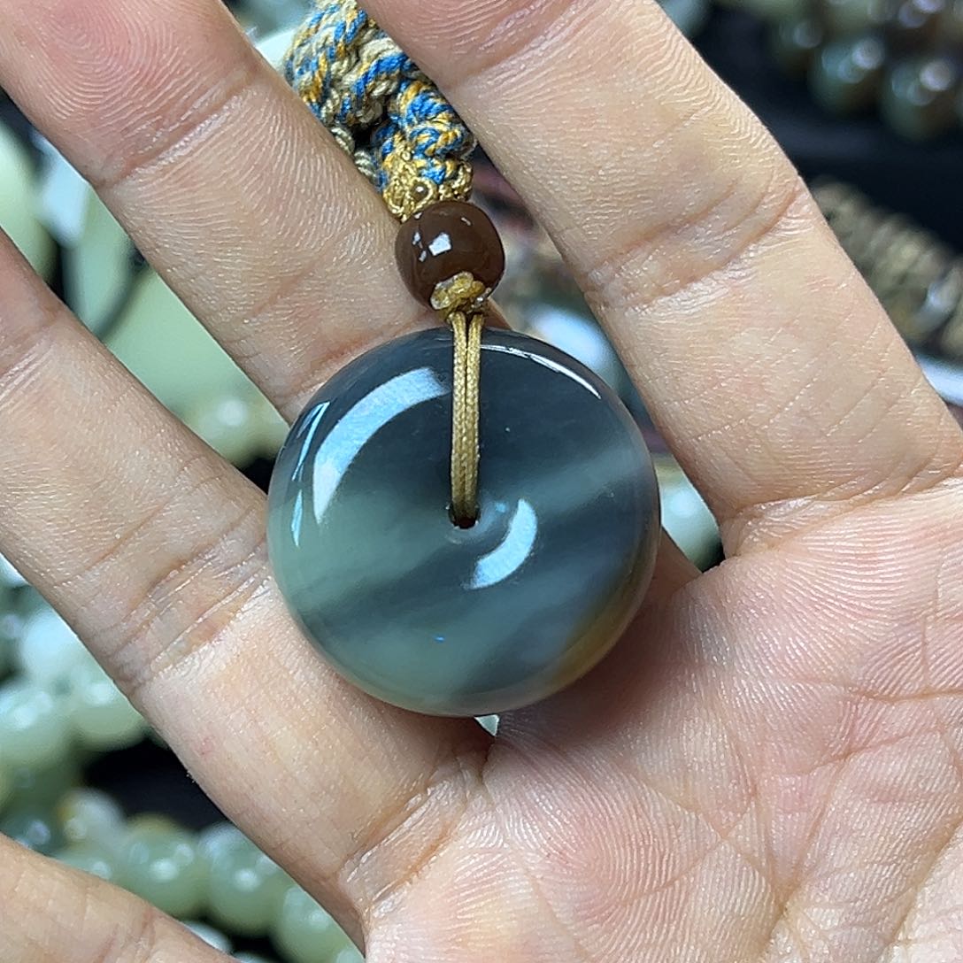 和田玉手链未镶嵌嘟**哝