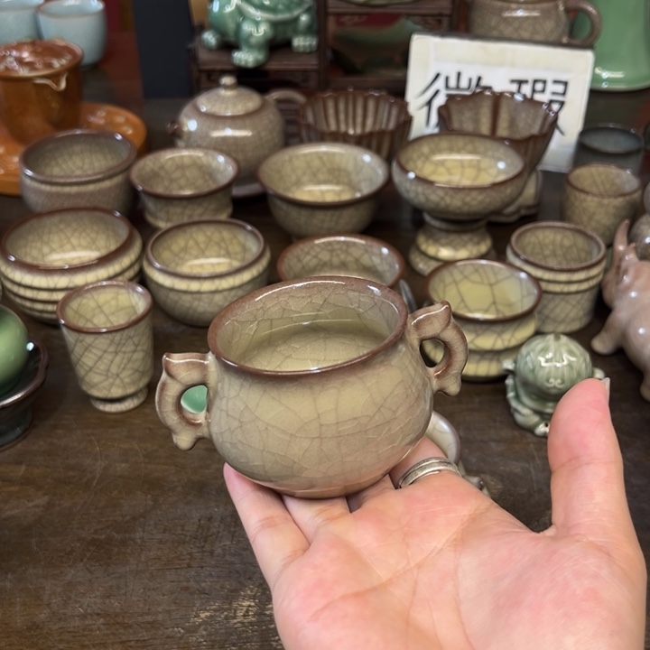 青瓷微瑕浮力特价