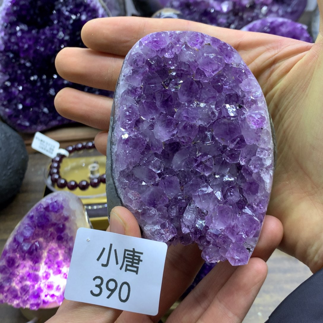 紫晶大型摆件（非配饰）未镶嵌