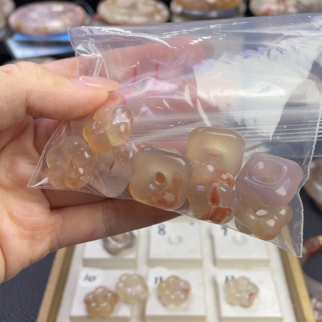 未镶嵌手镯石英质玉饼****餅