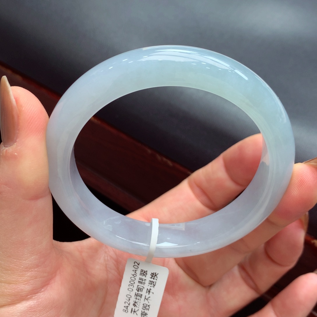 翡翠手镯未镶嵌缅甸翡翠手镯