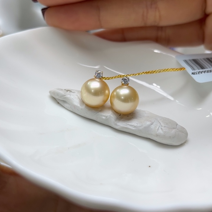 海水珍珠耳饰18K金镶嵌