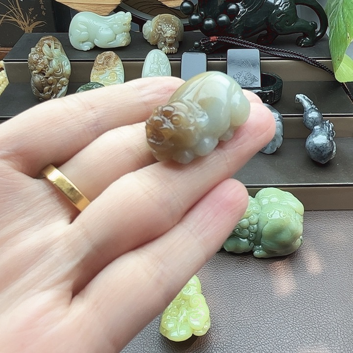 和田玉挂件未镶嵌