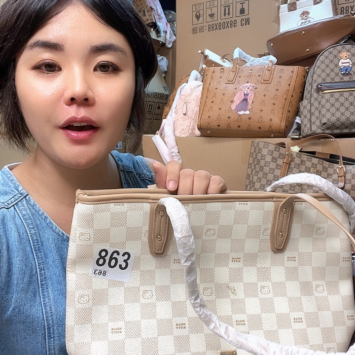 PVC吧b包包包包包包