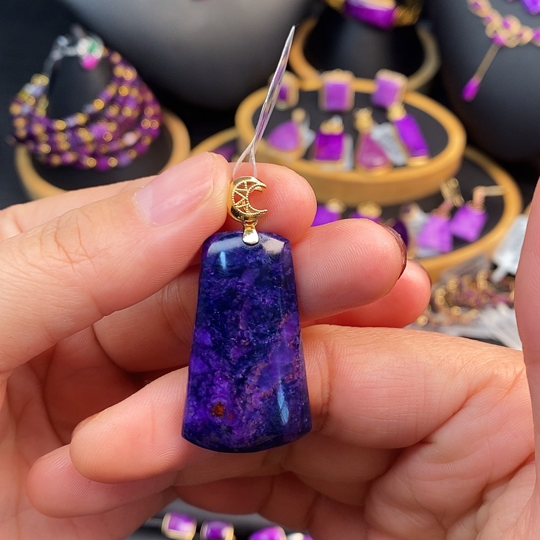 苏纪石（舒俱来）18K金镶嵌吊坠