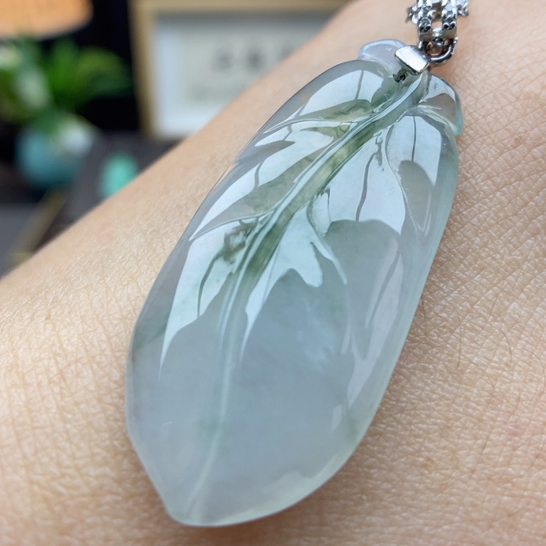 翡翠银S925镶嵌颈饰吊坠18