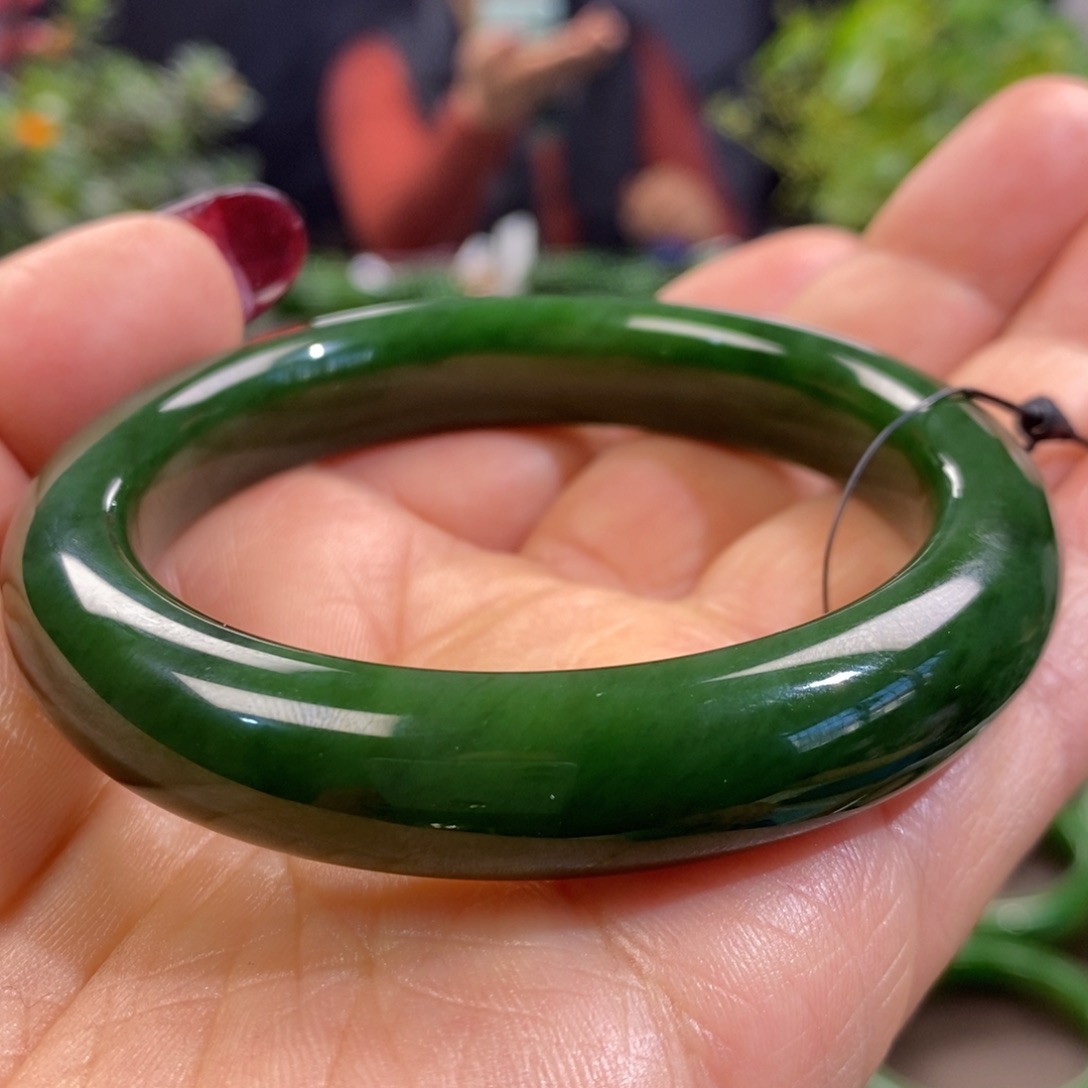 和田玉（碧玉）手镯未镶嵌