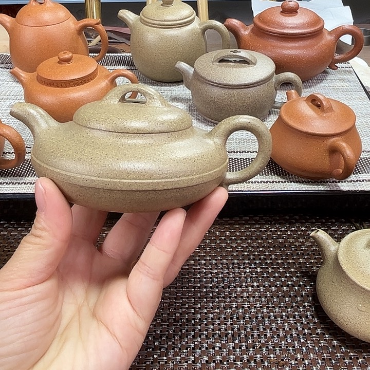 紫砂茶壶线圆200毫升瑕