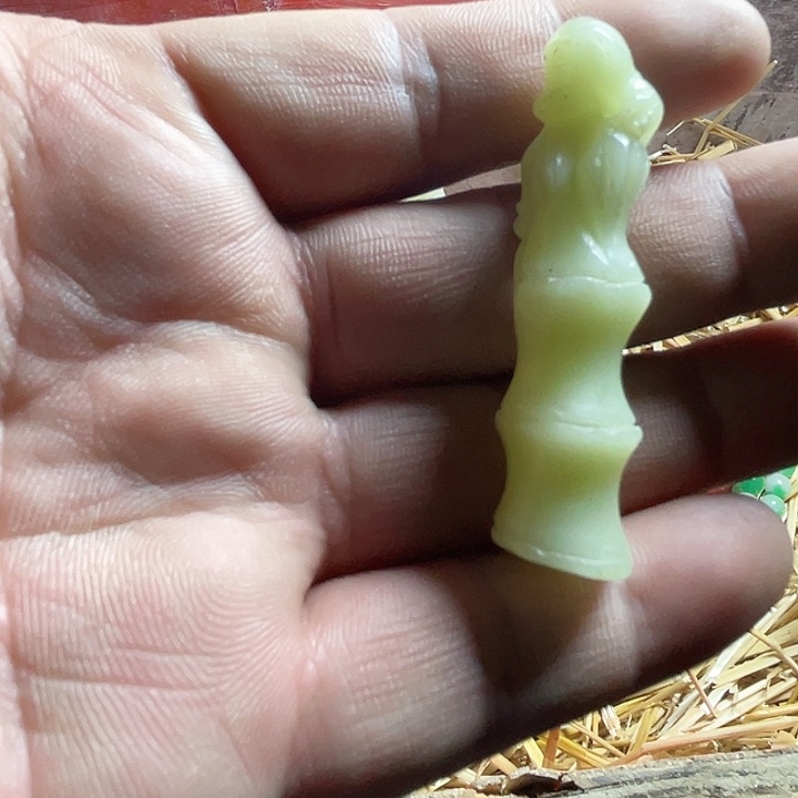 和田玉（糖玉）挂件未镶嵌