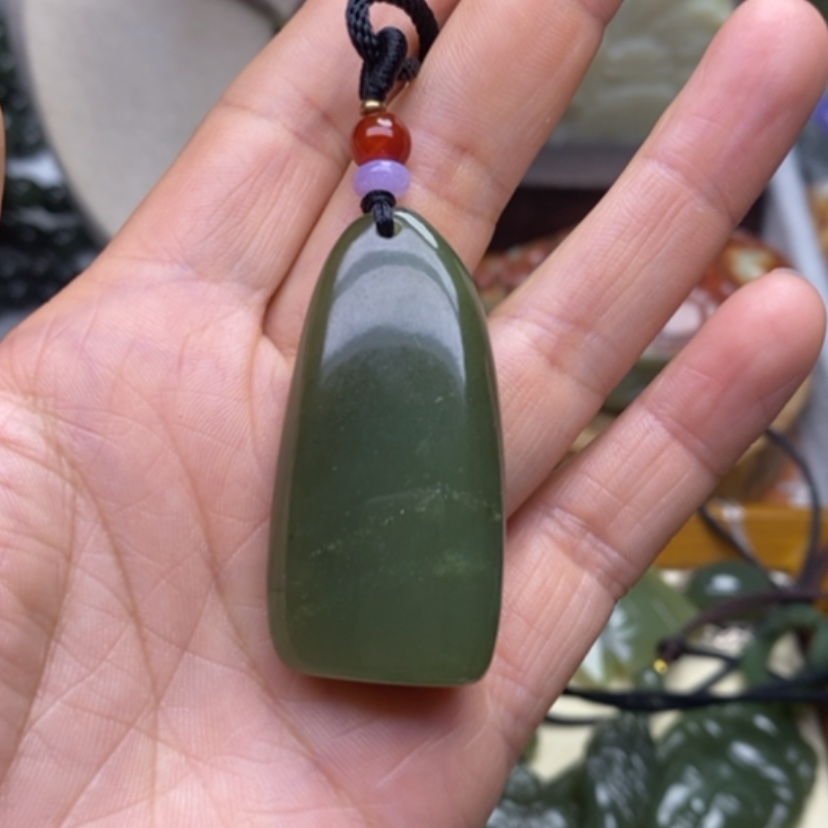 【闪购商品】颈饰未镶嵌和田玉王*龙