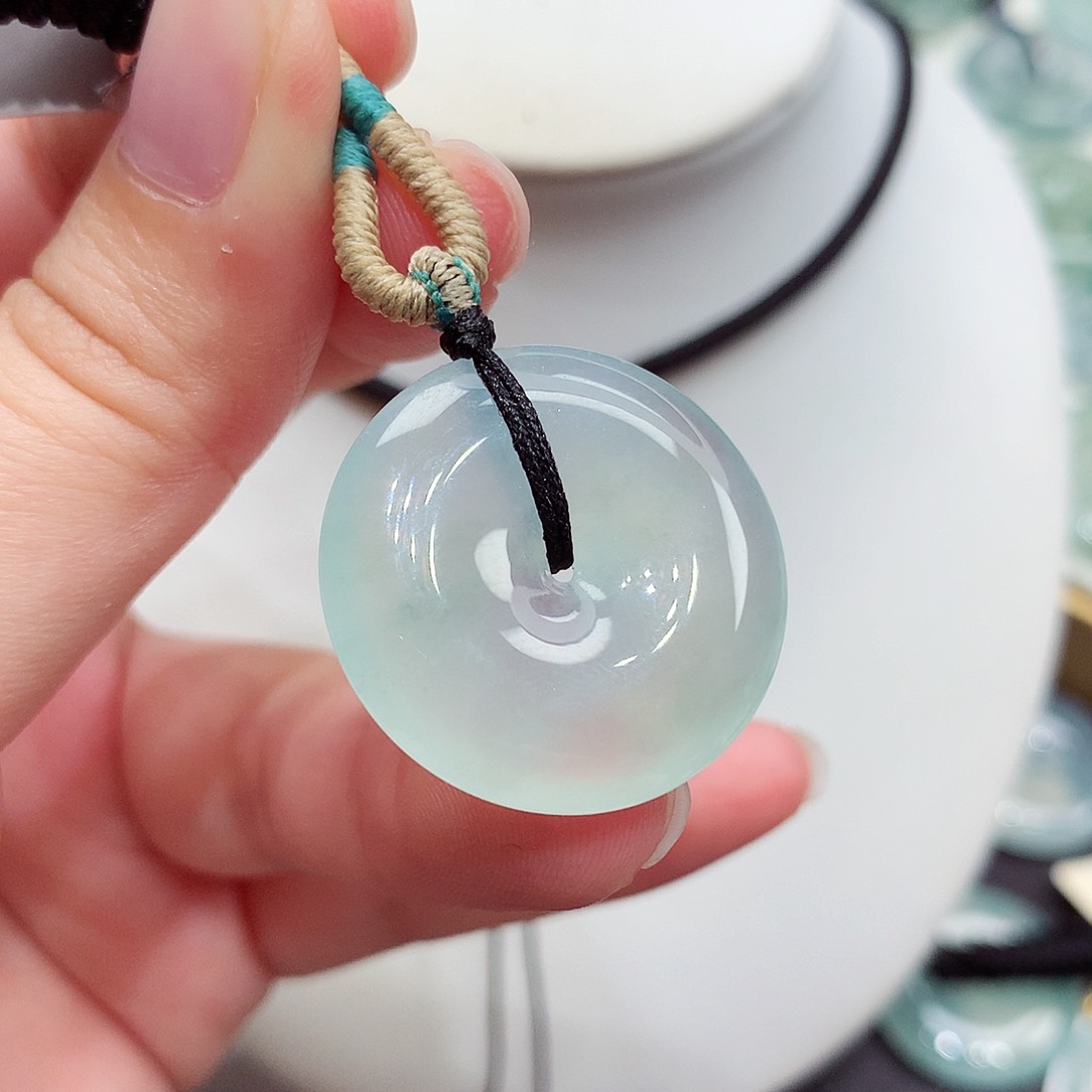 颈饰未镶嵌翡翠翡翠29，25.6/4.8