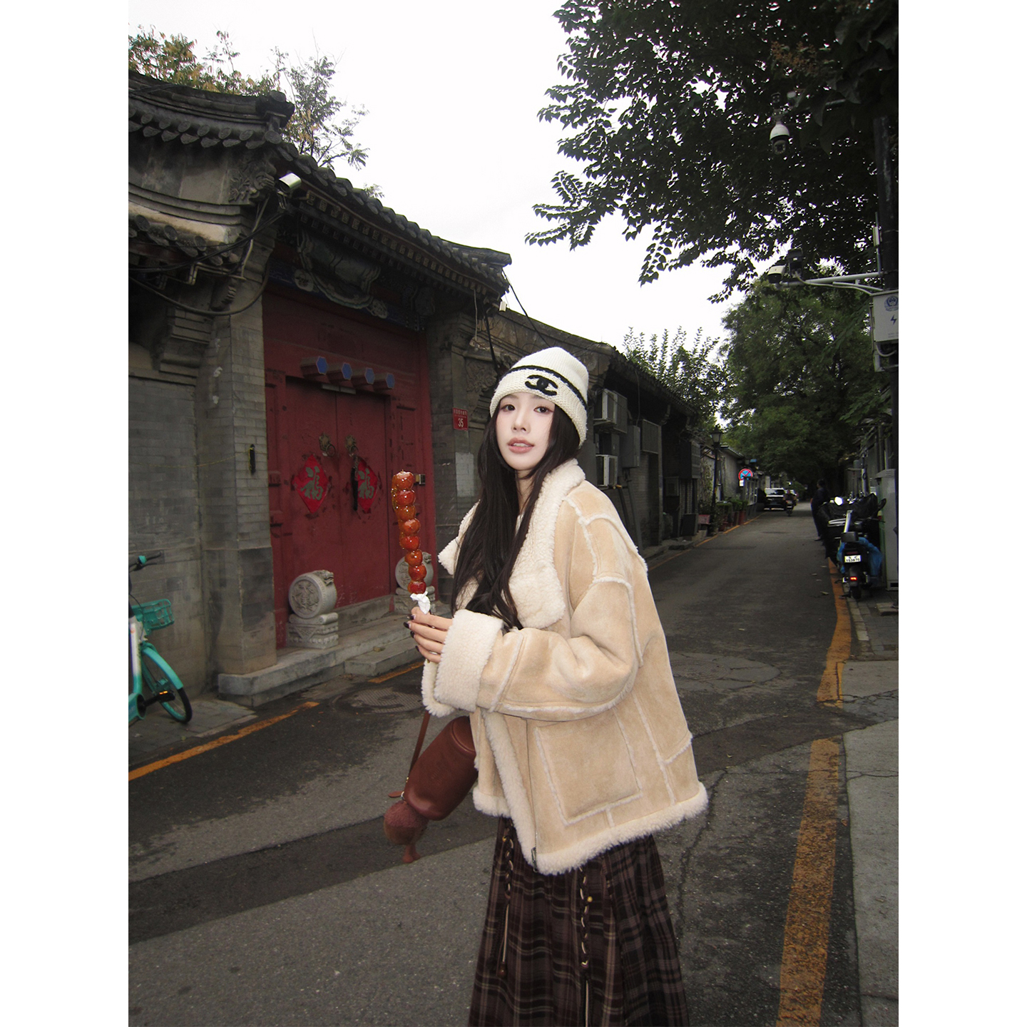 小君君布兰妮 豆乳欧包/100真羊羔毛两面穿皮毛一体250707