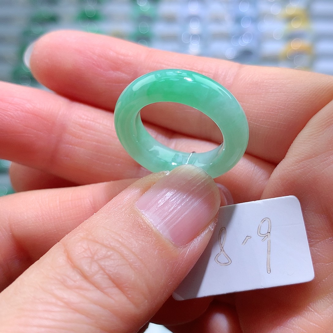 翡翠戒指未镶嵌8-9号