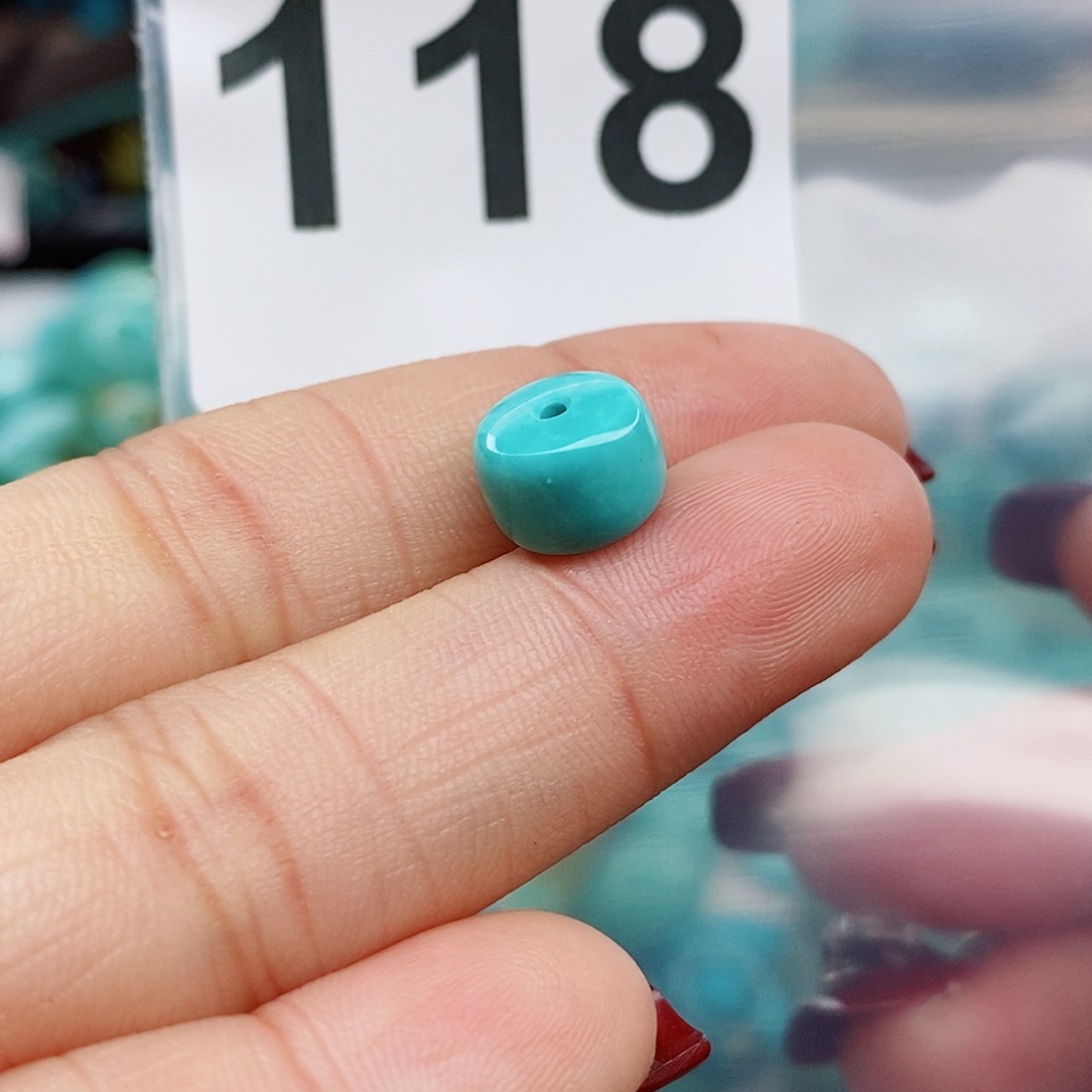 绿松石颈饰未镶嵌